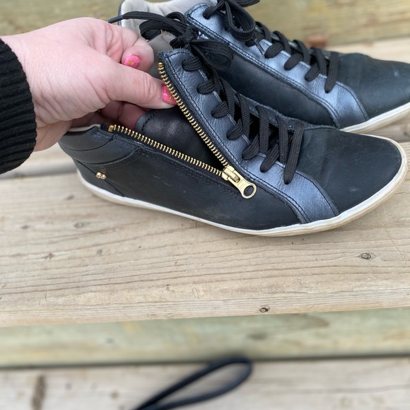 REDUCED 🔴🔴Leather sneakers.... that I paid too much for! - Picture 6 of 7